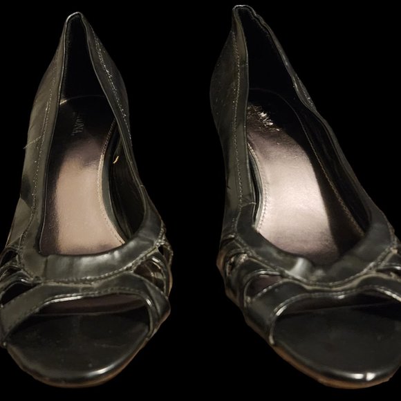 Merona Women's Size 11 Black Peep Toe Wedge Sandals - Picture 1 of 6